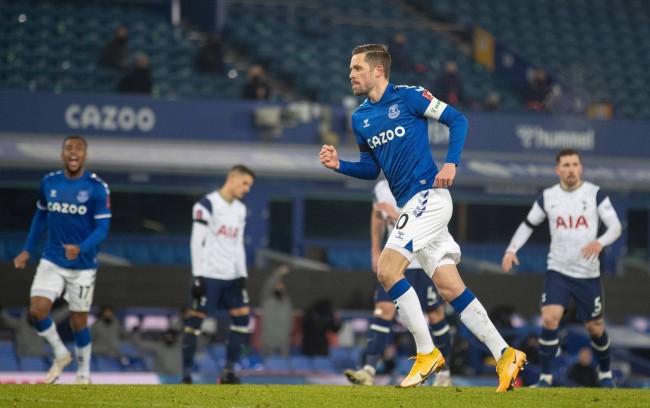 托伦茨的崛 托伦茨的崛