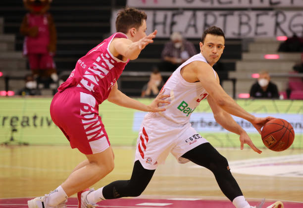 至于汉密尔 至于汉密尔